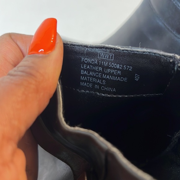 APOSTROPHE FONDA BLACK LEATHER SQUARE TOE ANKLE BOOT SZ 11 - Picture 14 of 16